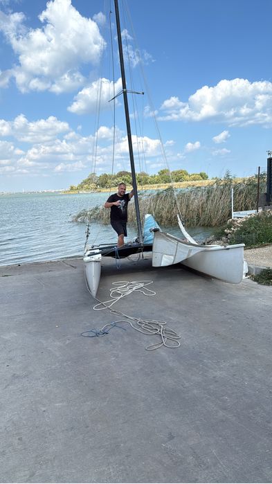 Vand catamaran + peridoc