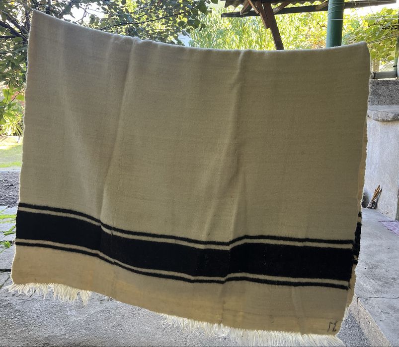 Ръчно такани родопски вълнени одеала,черги и губери