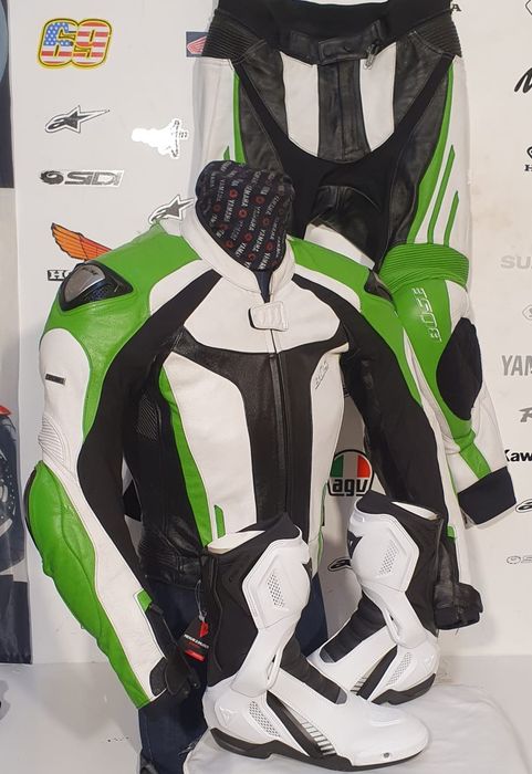 Costum moto din două piese