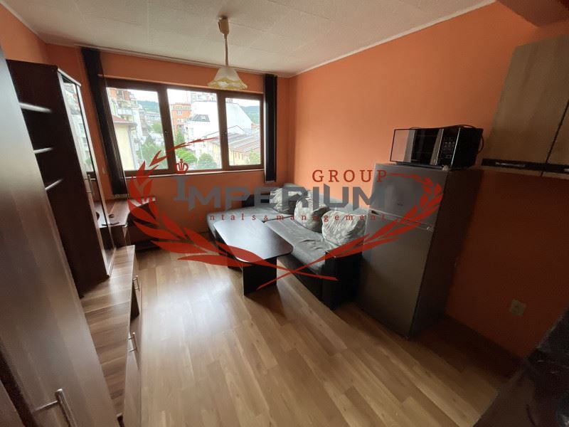 Дава се под наем Едностаен апартамент в Варна, Възраждане 1 - 35 кв.м за 239.7 € - Снимка #4