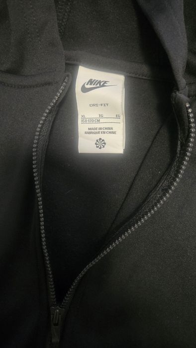 Лот на Nike 158-170 см !