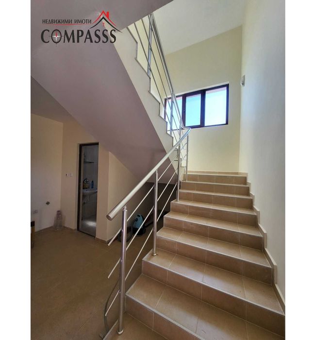 с. Драганово, Обл. Добрич, КЪЩА на 2 етажа – 107372евро!