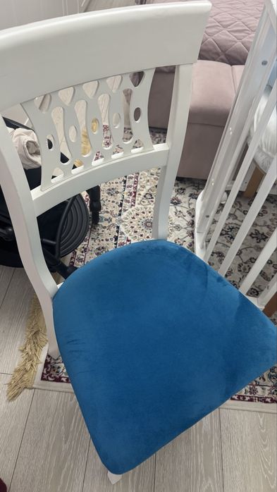 Продаю стулья 6 штук