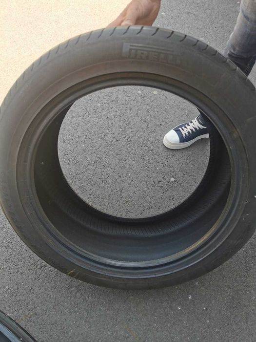 Vand anvelope PIRELLI pentru BENTLEY BENTAYGA  285/45 ZR 21(113Y)