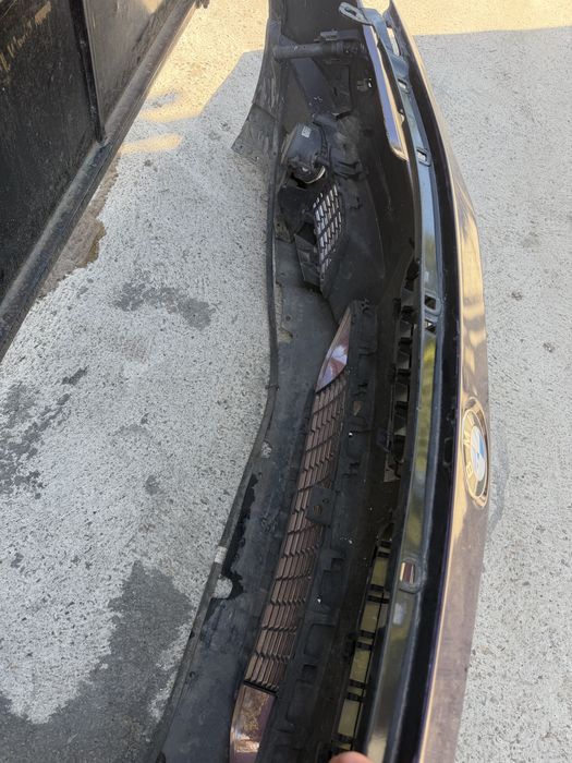 Предна броня бмв 3 ф30/31 оригинална (predna bronq bmw 3 f30/31 originalana)