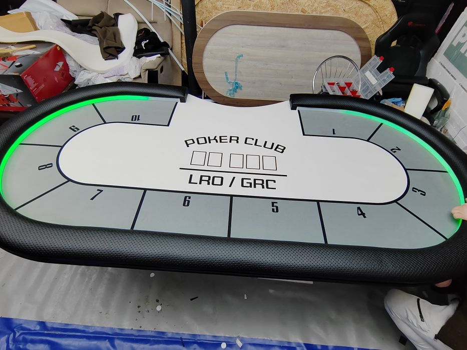 Masa de poker profesionala