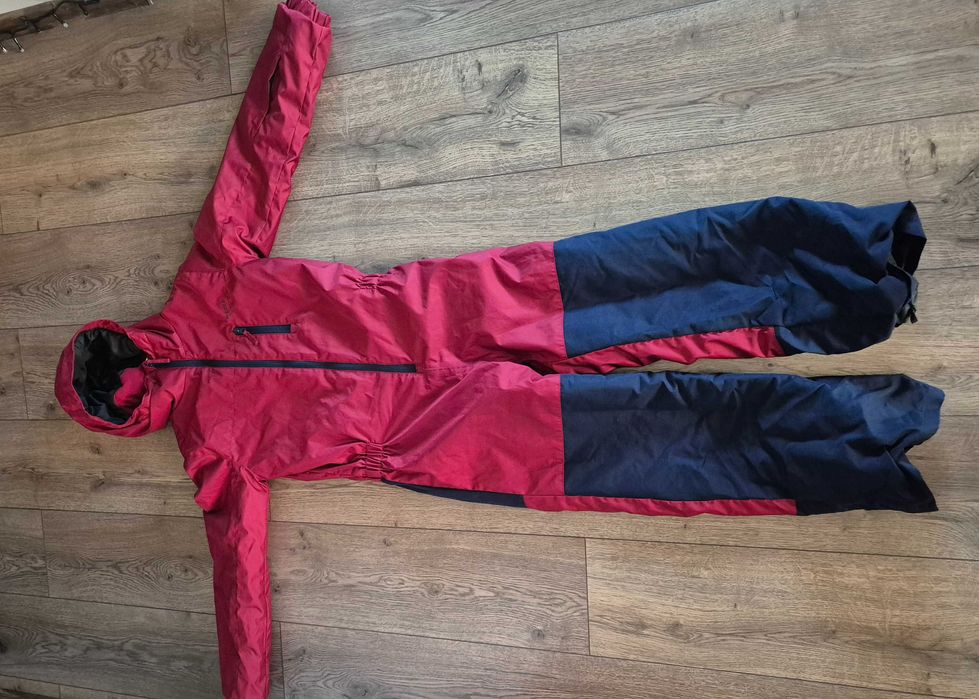 Haine de Iarnă peste copii