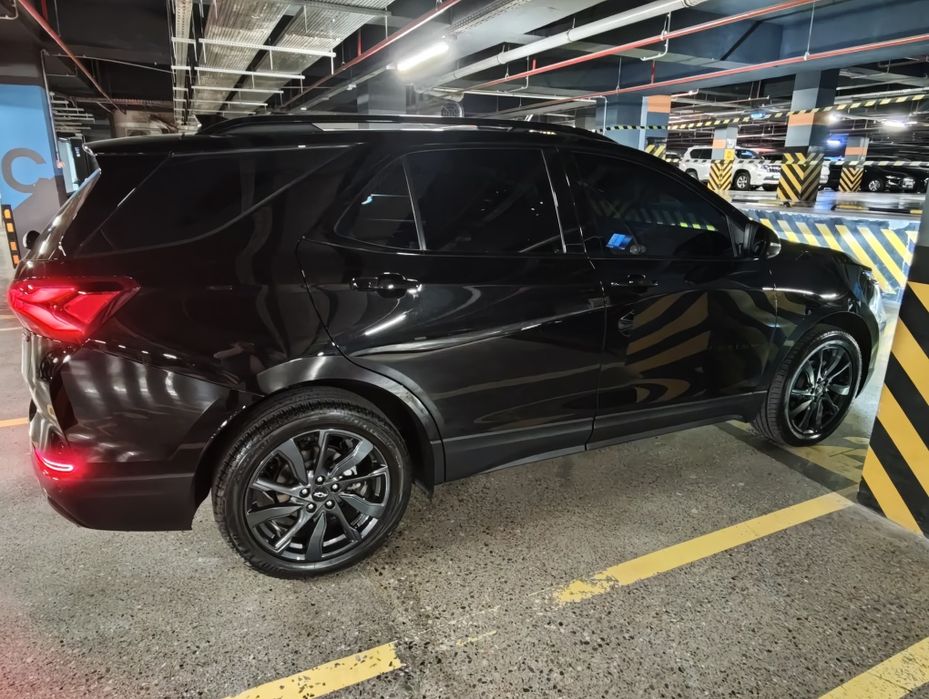 Продам свой Equinox 2023 года