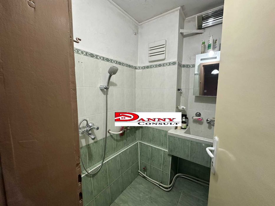 Продава се Тристаен апартамент в Велико Търново, Акация - 84 кв.м за 563 €/кв.м - Снимка #10