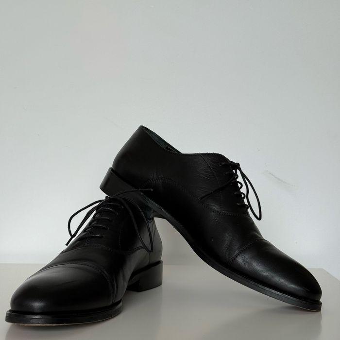 Черни обувки от естествена кожа