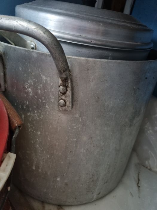 Кастрюля алюминиевая без крышки