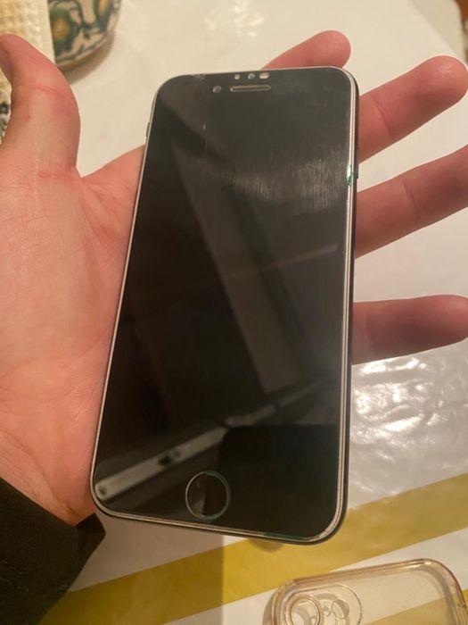 iPhone SE 2020 обмен