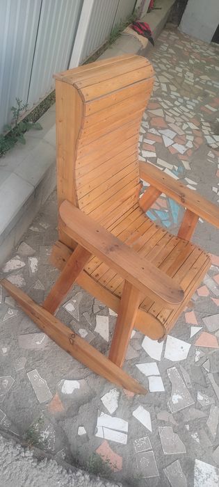 Кресло-качалка продам