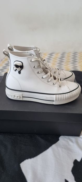 Vând adidasi damă Karl Lagerfeld