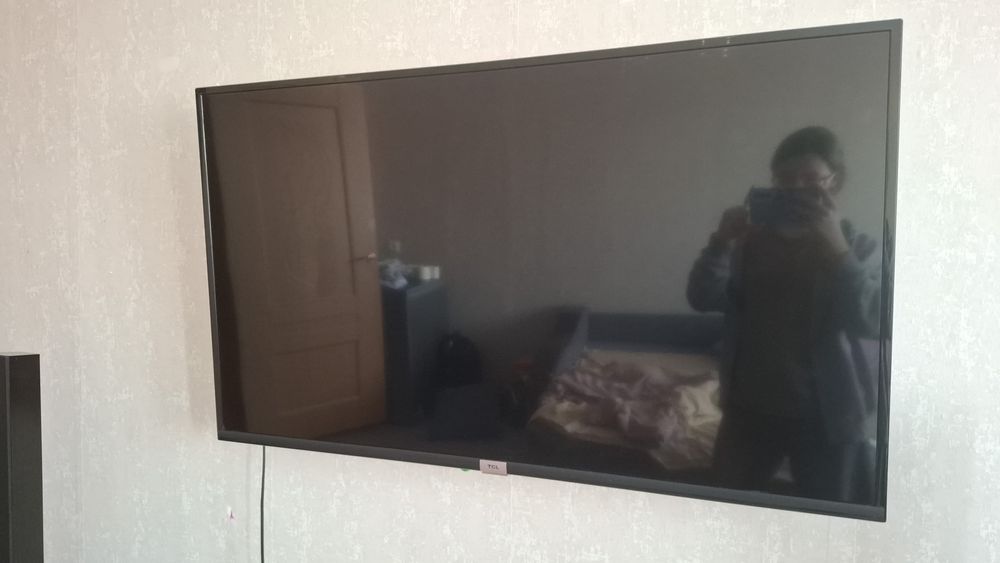 Телевизор TCL продам