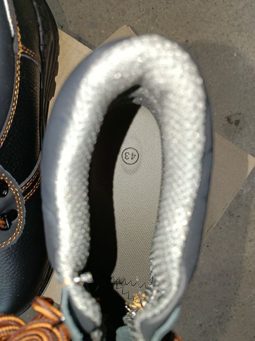 Спец обувь осень весна 43 р.