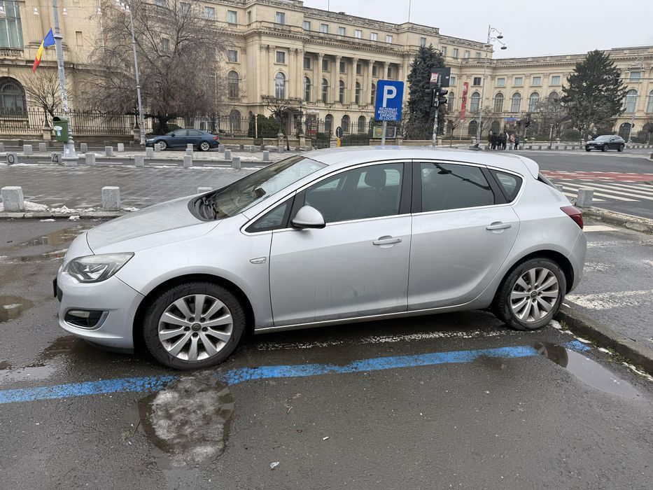 Opel Astra 1.6 Turbo negociabil