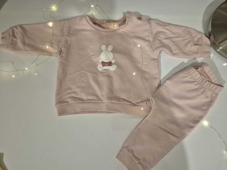 Бебешки комплект Benetton - 6-9 м.