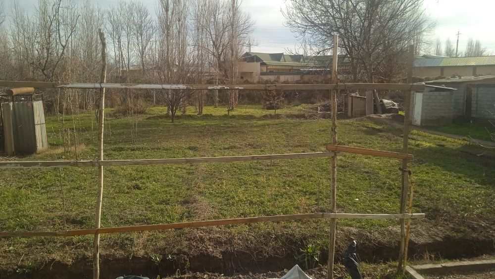 Үй сотилади 9.8 сотх