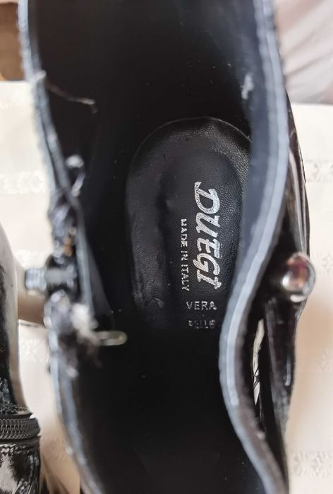 Дамски елегантни лачени обувки на висок ток от естествена кожа