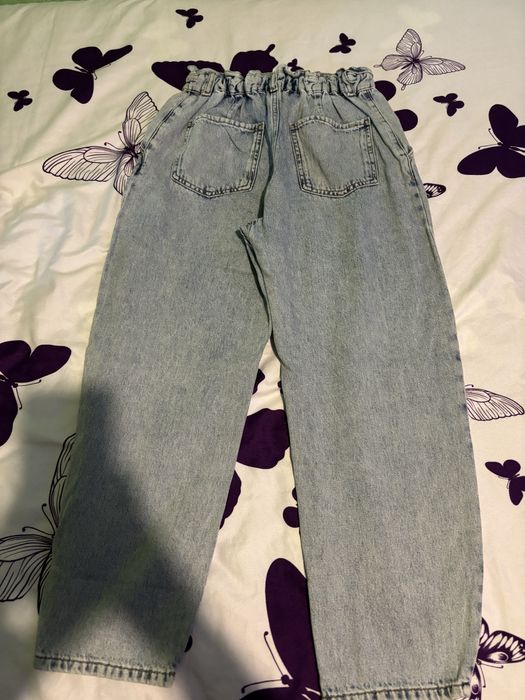 Продавам дънки S,M