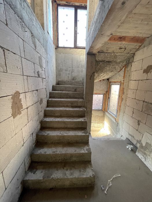 Casă duplex zona Consul170mp,teren250mp alee privată