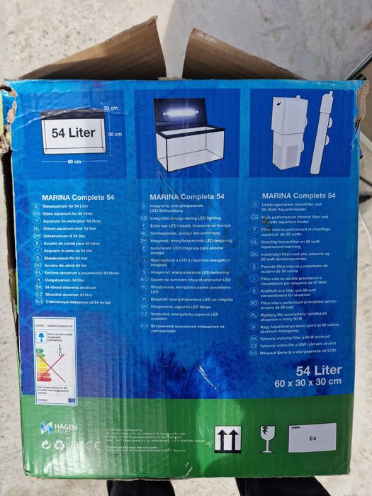 Acvariu cu capac, pompă, filtre, lumini. Ca nou