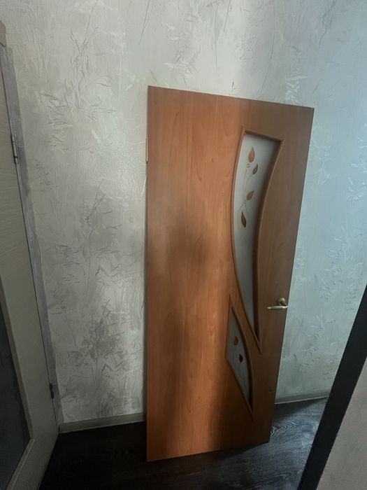 Отдам дверь бесплатно