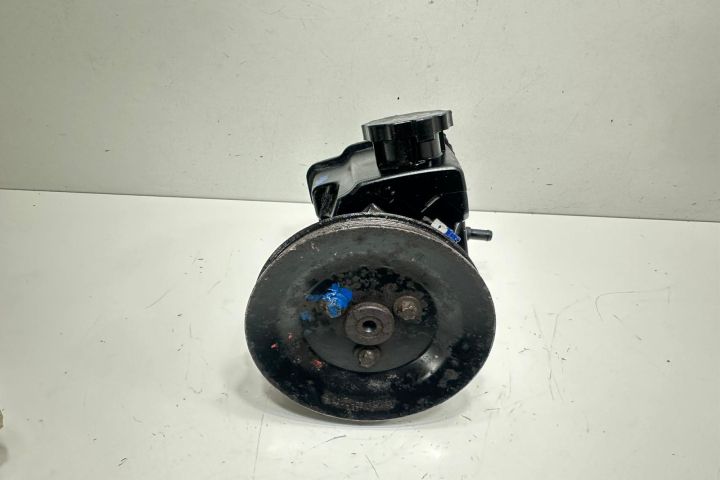 Pompa servodirectie 2.2 cdi 0034667101 Mercedes-Benz Vito W639 seria