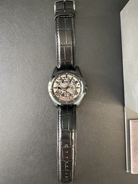 Часовник Bulova Skeleton
