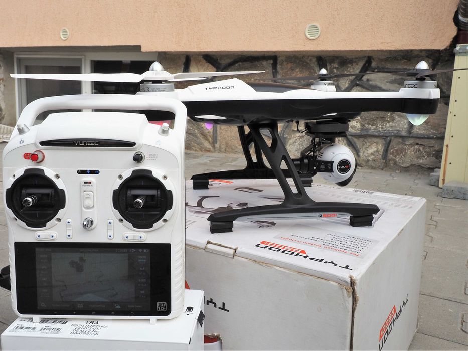 drona Yuneec Typhoon Q500+