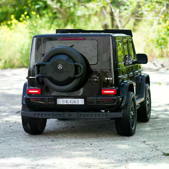 Masinuta electrica pt. 2 copii Mercedes G63, 4x 200W, 24V-14Ah Black