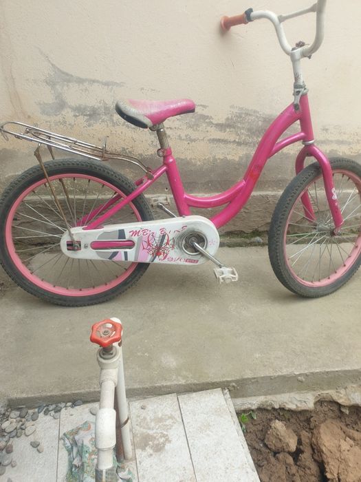 Продаётся детский велосипед, розовый, надёжный