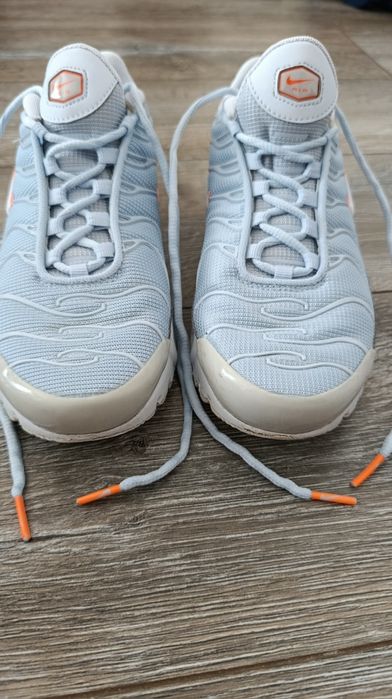 Маратонки  на NIKE