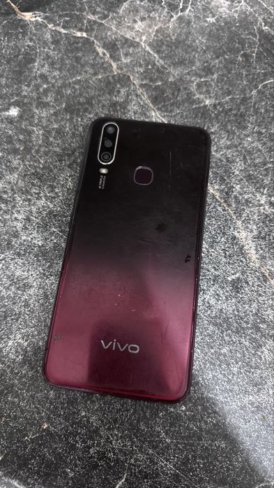 Vivo Y12 3/64GB.