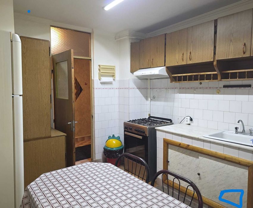 Apartament cu doua camere decomandat si spatios in Fratii Golesti