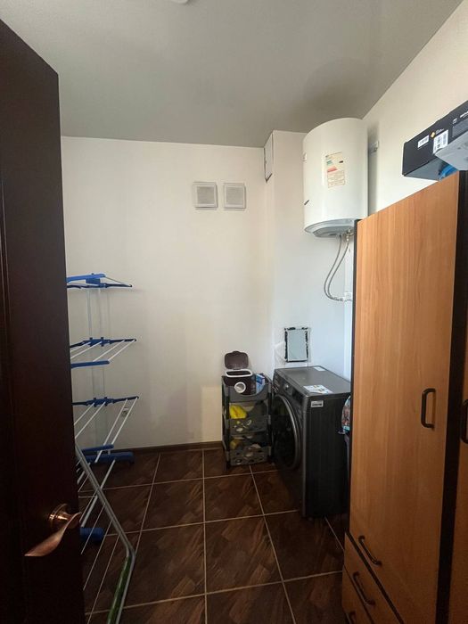 Продаётся квартира 6- комнатная ЖК Эльбек