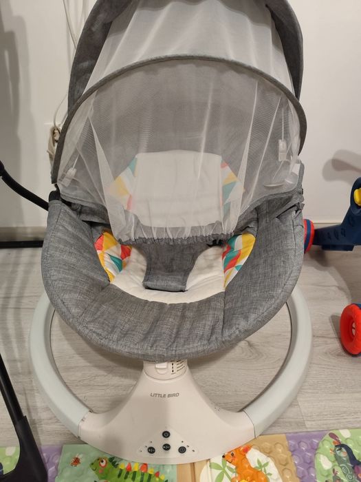 Scoica auto și balansoar bebelus
Vând Scoica auto Graco Buna ziua.
Vân