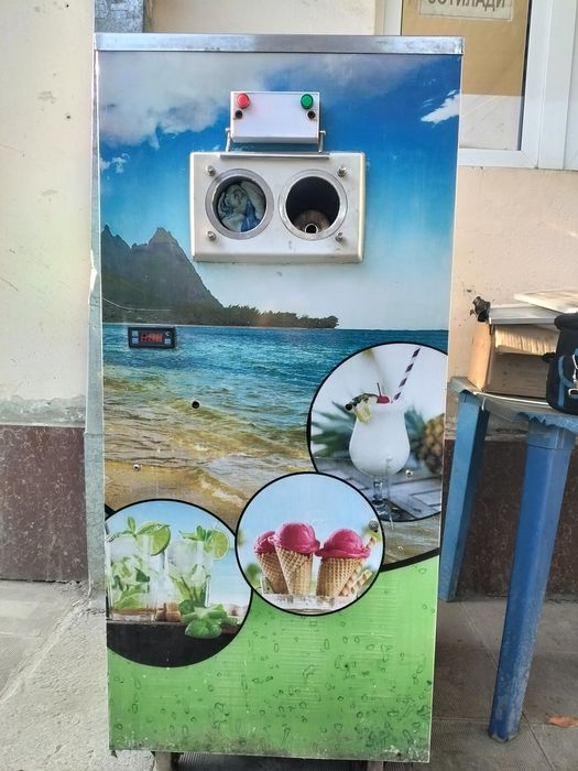 Продаётся Фрейзер мороженое аппарат на 380 Вт цена 1500 &