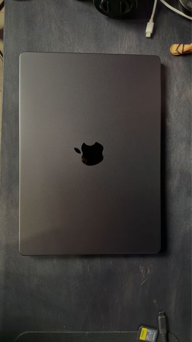 Продам MacBook Pro 14” (2024)