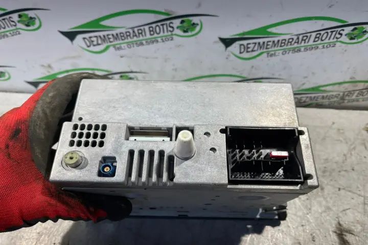 Navigatie originala Cu Cod 4M5T 18K931 CB Ford Focus 2005