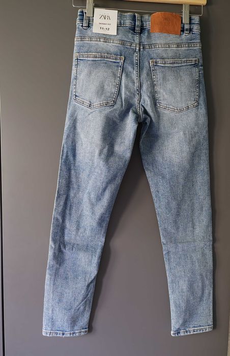 Нови дънки Зара размер 152