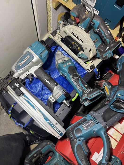 Makita scule diferite