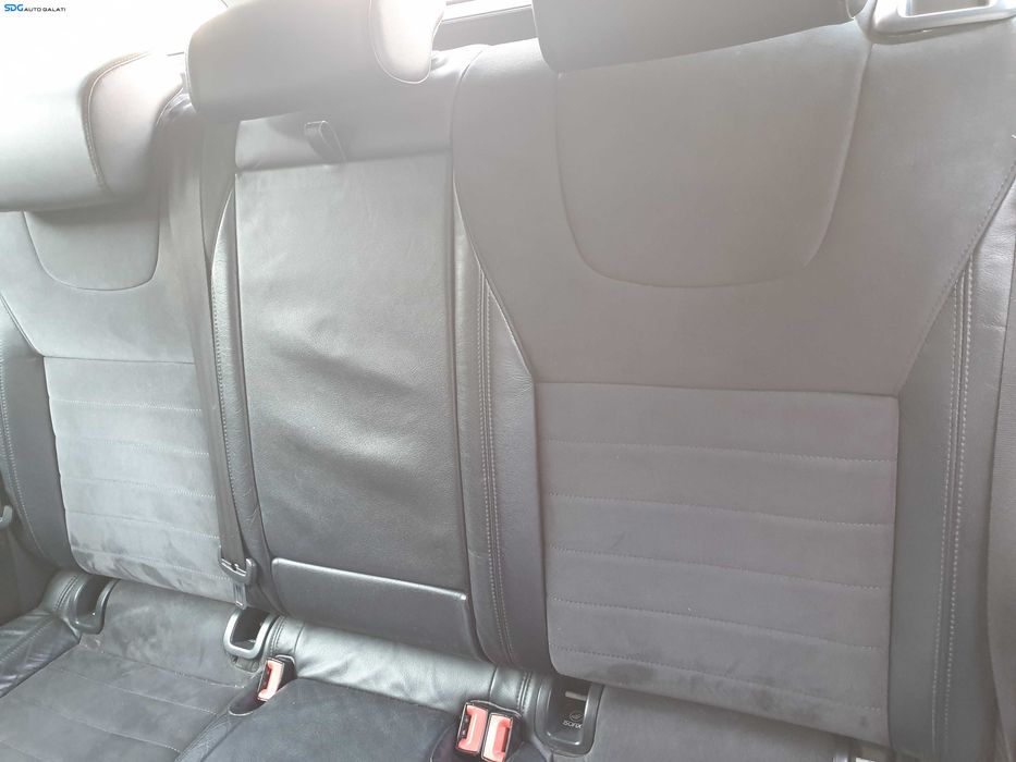 Bancheta Spate Sezut cu Spatar Semi Piele Alcantara Skoda Octavia 3 Break Combi 2013 - 2020 [K5848] [K5851]