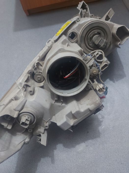 Фара тайота камри 40