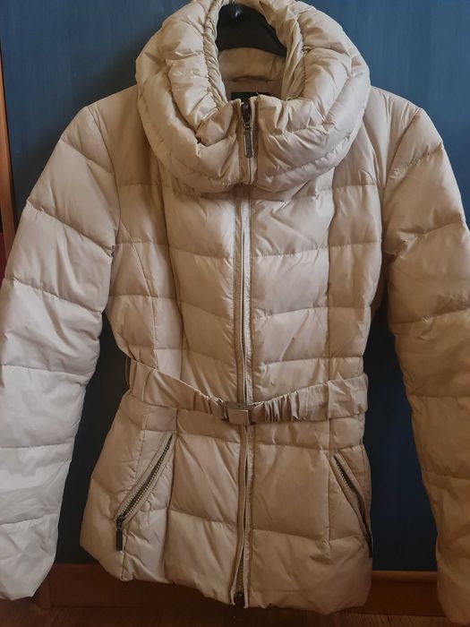 Дамско яке Beneton размер s топло с вата - пух.