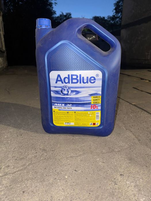 Продам мочевину AdBlue 10 литров