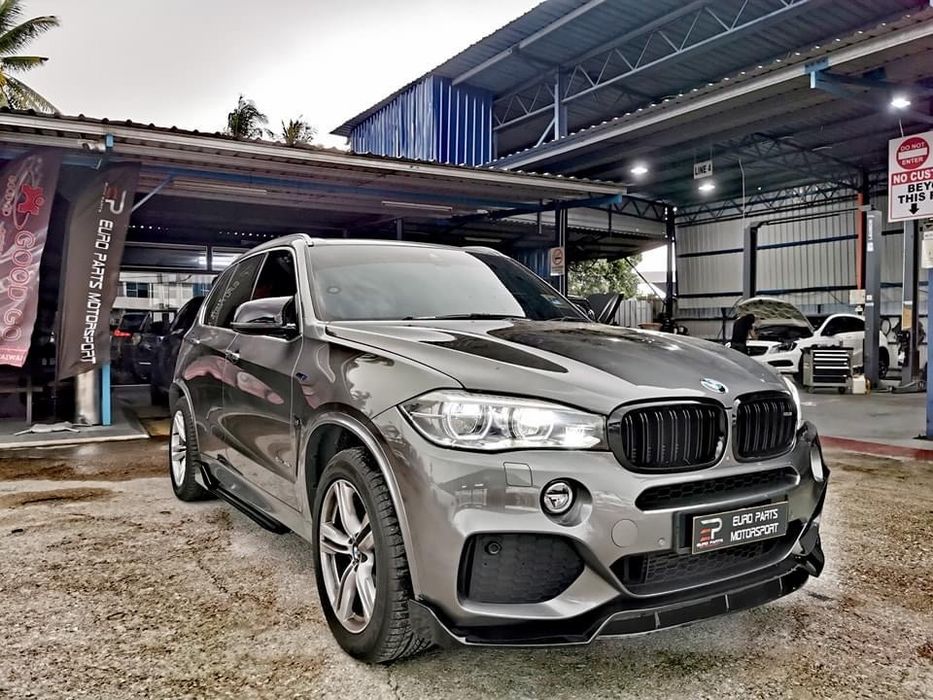 Lip Buza Prelungire bara fata X6 F16 X5 F15 BMW Negru lucios