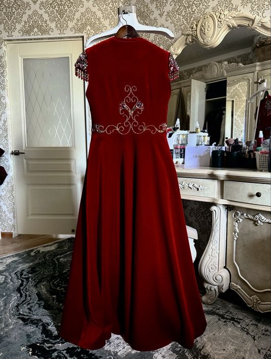 Кажекей камзол срочно сатамын!