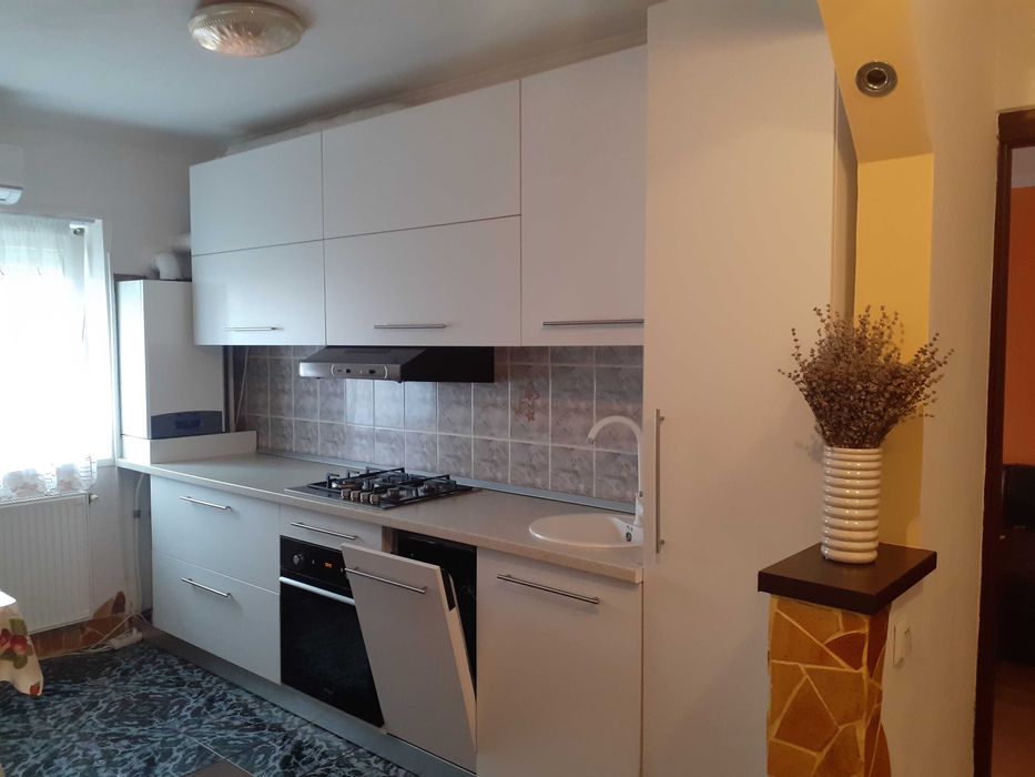 Apartemant de închiriat